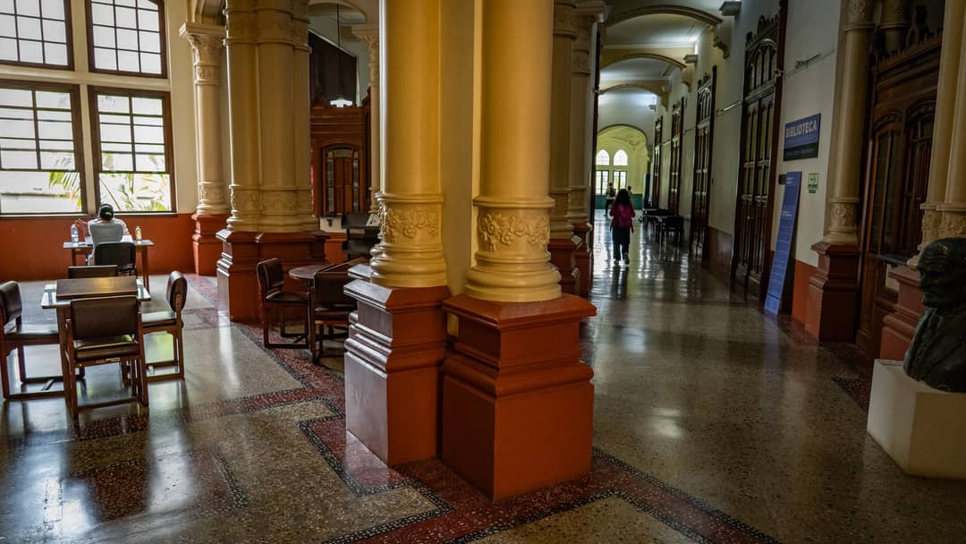 A corridor in the palace. Entry is free, you just show a document at the door and sign in.