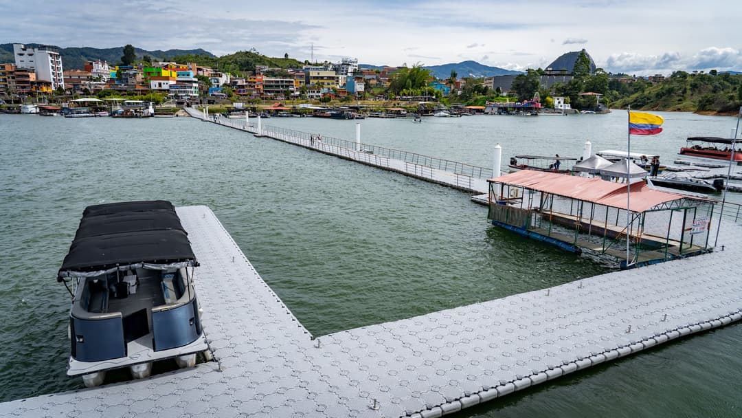 The floating pier and the boats.
