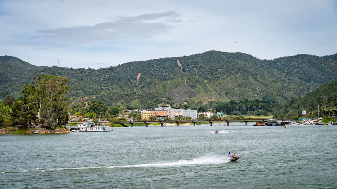 One jet ski making noise for all of them.
